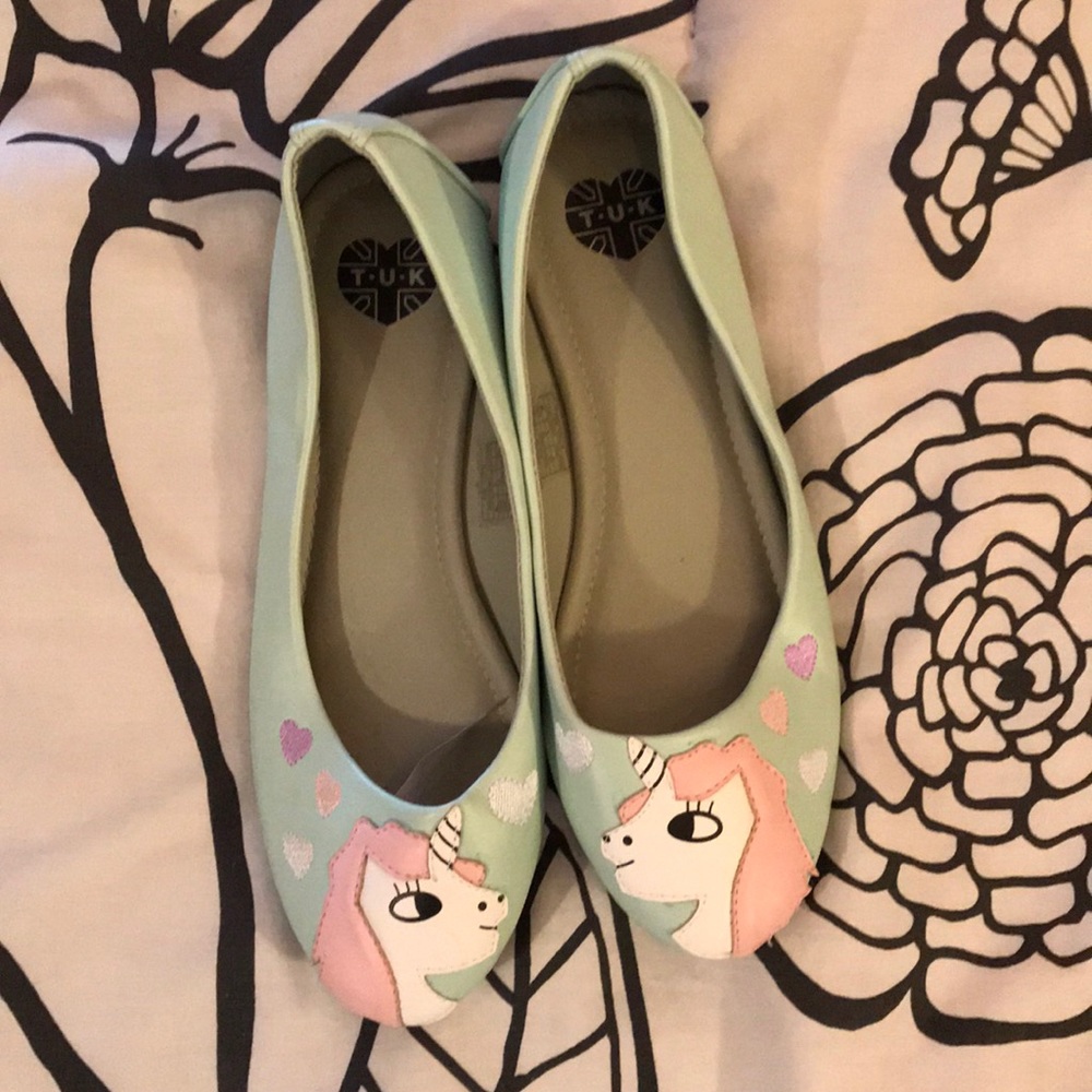 Unicorn flats